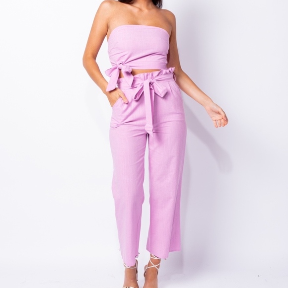 New Capri Set✨Last One✨ - Picture 2 of 8